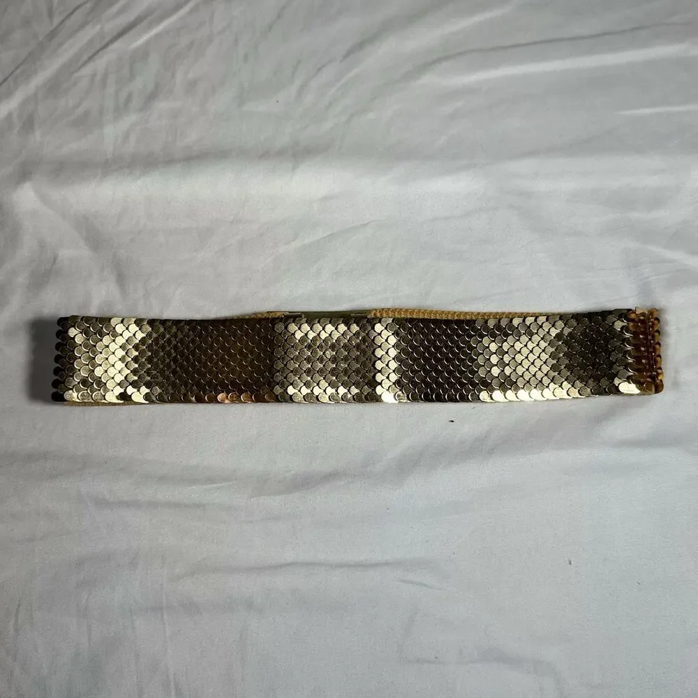 Vintage Gold Tone Metal Snake Skin Stretch Belt Floral Buckle Disco Mod Boho